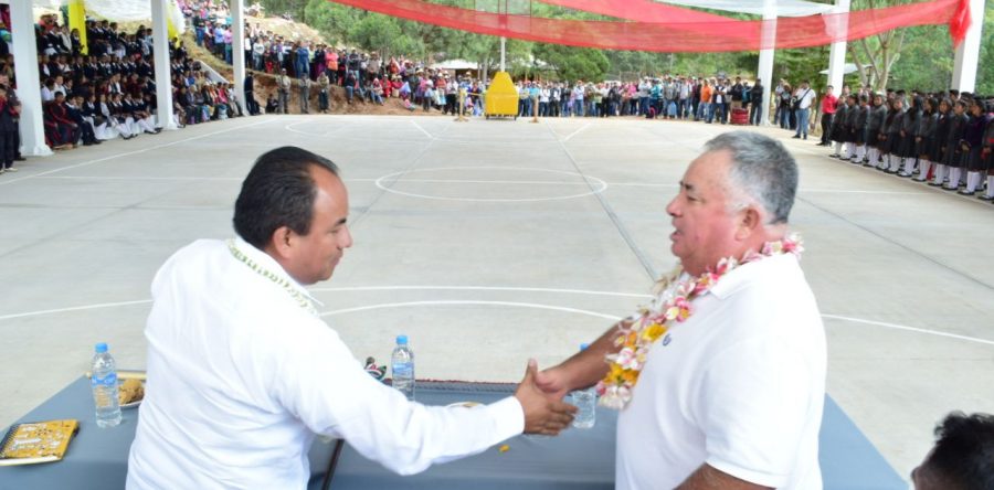 Santiago Yosondua de la mano con Sergio López Sánchez