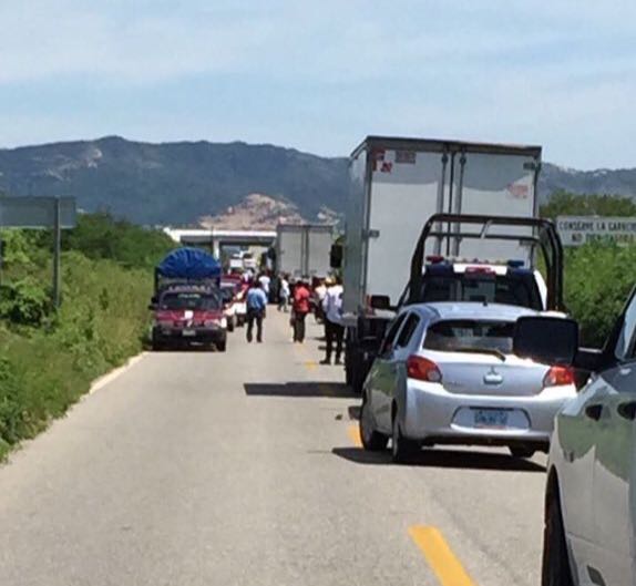Habitantes de Astata amenazan con intensificar su protesta