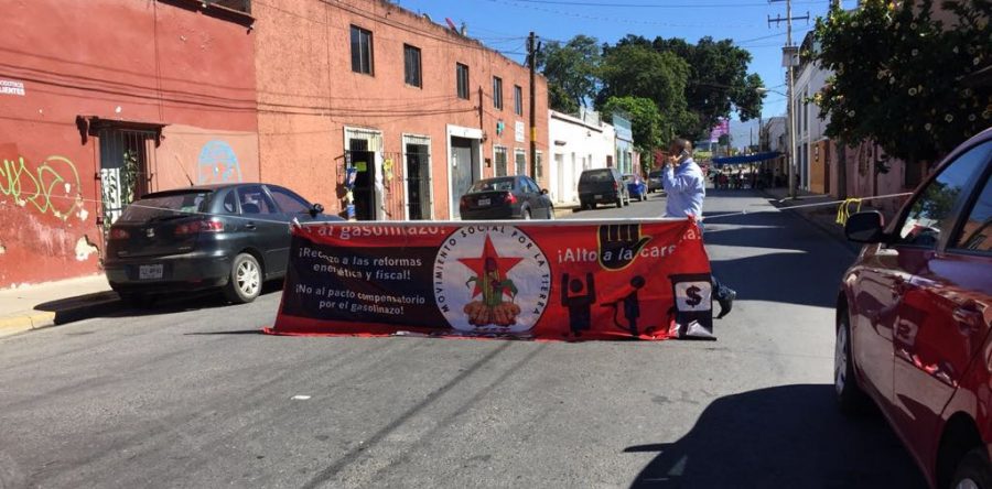 Regresan de “vacaciones” manifestantes, toman de nuevo Sedatu