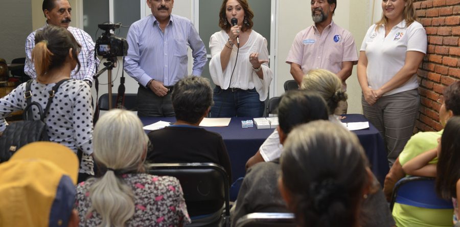 DIF Municipal acerca servicios de salud a las y los capitalinos