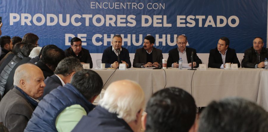 Cumple @EPN con productores de leche de Chihuahua