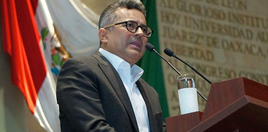 Pide Carol justicia para defraudados por cajas de ahorro