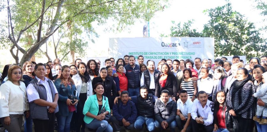 Capacitación, sinónimo de fortaleza y cohesión social: Bolaños Cacho Cué