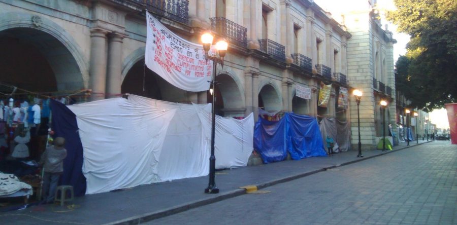 Comerciantes, maestros y desplazados forman parte del Nacimiento monumental