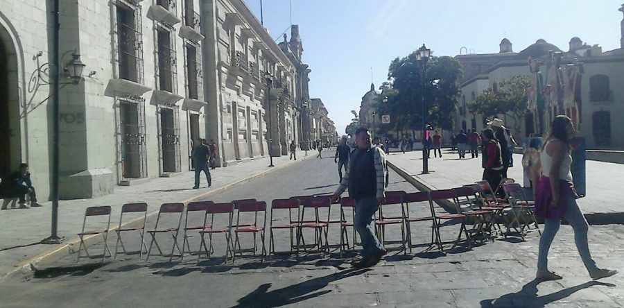 Vinculan a proceso a rector de la UABJO y otros funcionarios; se abstuvo de declarar