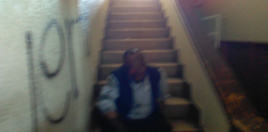 Comerciantes ambulantes propinan golpiza a administrador del 20 del Noviembre