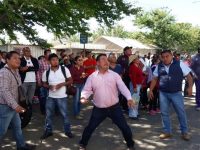 Exigen renuncia y destierro de director del IEEPO