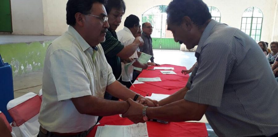 Trabajadores del SUTCOBAO con daños en sus viviendas recibieron apoyo del sindicato.