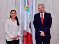 Renuncia Mariana Nassar Piñeyro al DIF Estatal Oaxaca