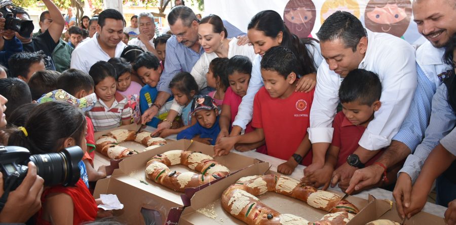 Gobierno Municipal y Estatal regalan sonrisas a niñas y niños por el día de los Reyes Magos
