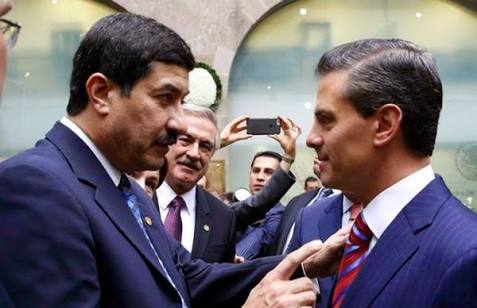 Corral: el laberinto de sus contradicciones y protagonismo: Raúl Castellanos