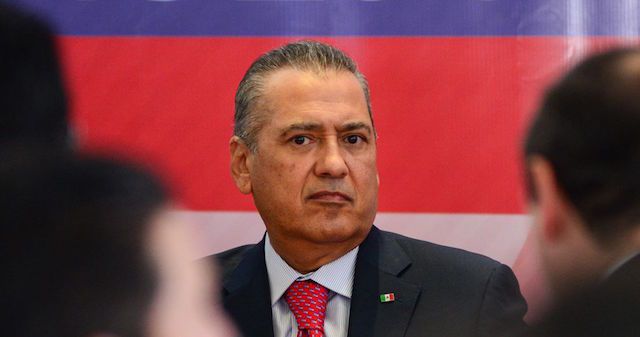 Don Beltrone y la mafia del tricolor: @Luis_Murat