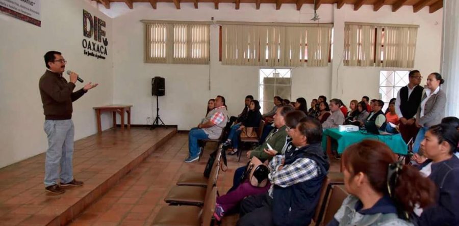 DIF Oaxaca brinda capacitación a personal operativo de la Dirección de Asistencia Alimentaria