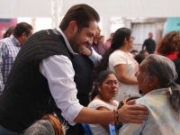 Entrega Sedesoh 150 estufas ecológicas en la Villa de Mitla