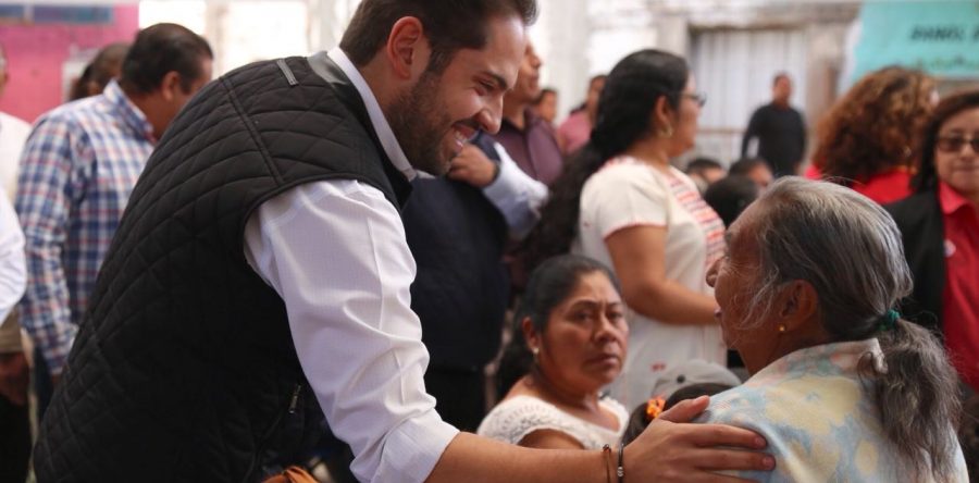 Entrega Sedesoh 150 estufas ecológicas en la Villa de Mitla