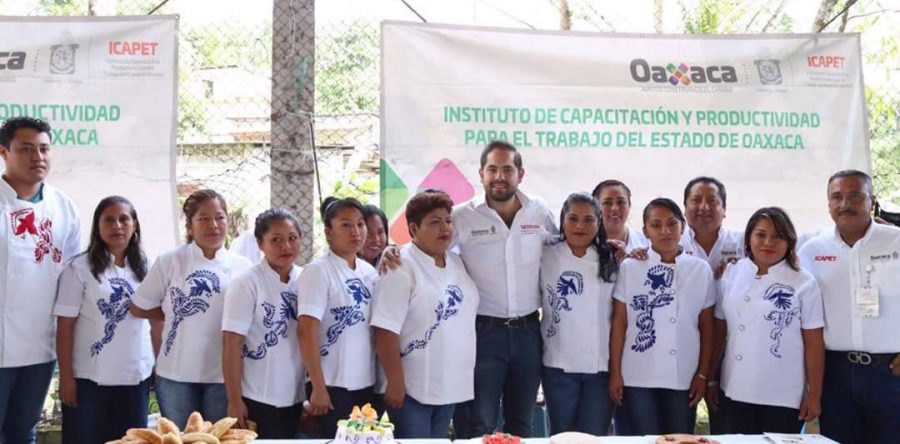 Impulsa Sedesoh desarrollo de familias con educación y capacitación: Bolaños Cacho Cué