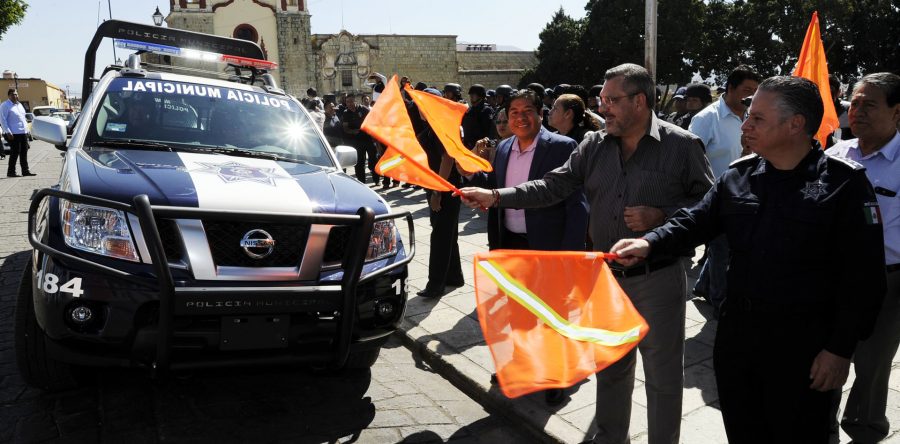Fortalece edil capitalino, con equipo policial y vehículos, acciones de seguridad