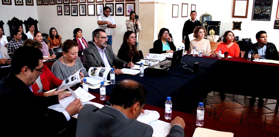 Encabeza Hernández Fraguas sesión de la Junta de Gobierno del Instituto Municipal de la Mujer