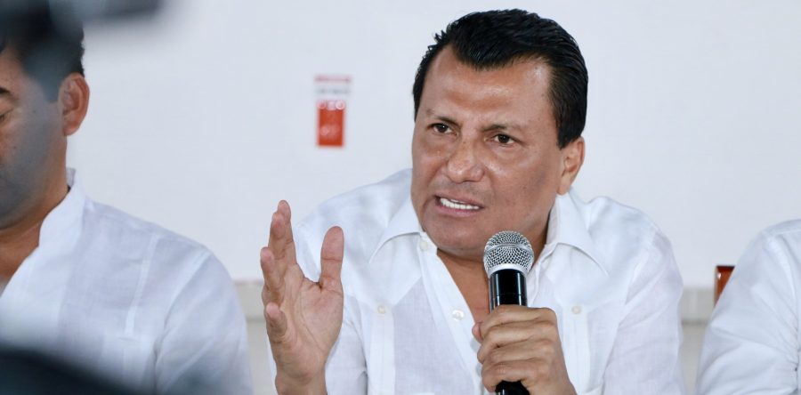 Sesiona en el Istmo la Comisión para la Reconstrucción de Oaxaca, preside Samuel Gurrión Matías