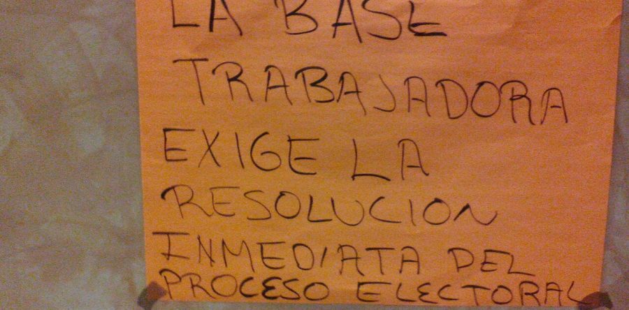 Exigen burócratas solución proceso electoral