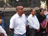 Piden autoridades de Amoltepec maestros para sus escuelas.