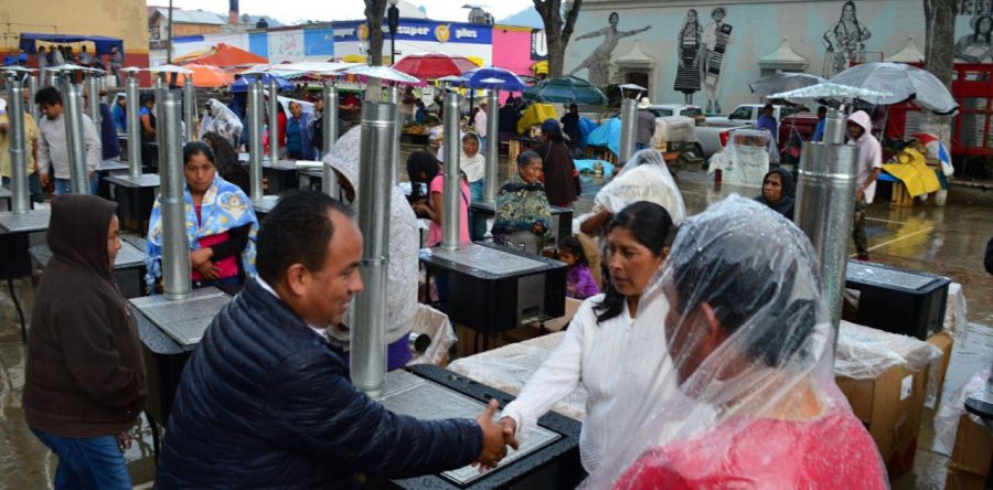 Junto a las mujeres en Tlaxiaco apoyamos a la economía familiar; Sergio López Sánchez