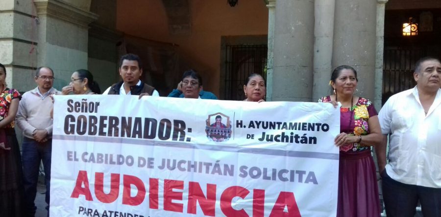 Detectan mil casos de duplicidad de nombres, tarjetas sin folio en Juchitán