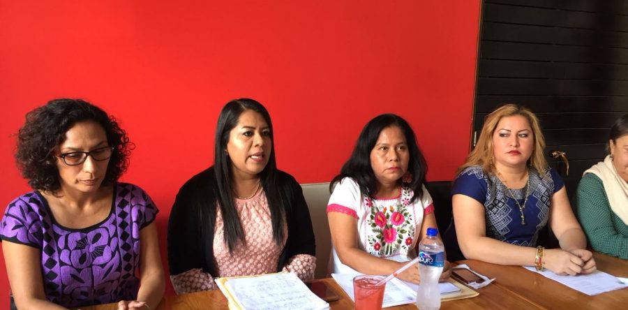 Denuncian violencia política contra tres sindicas municipales