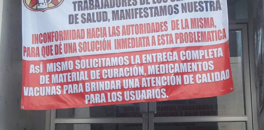 Continúa paro de labores de trabajadores regularizados en Salud