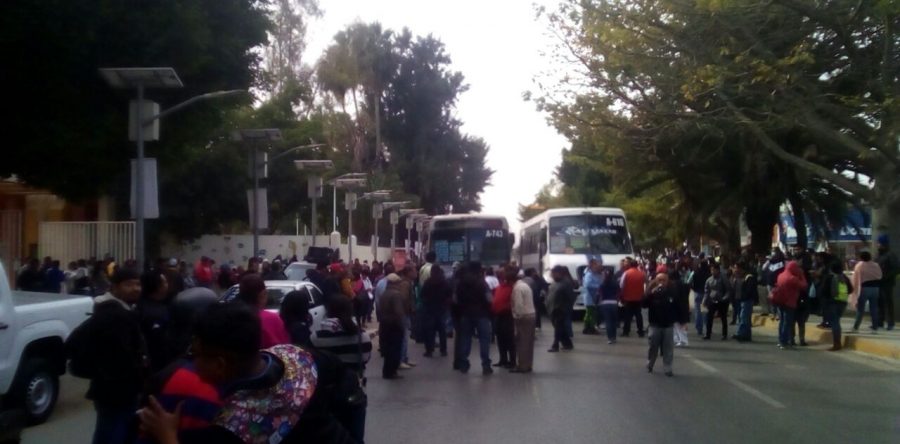 Con movilizaciones STEUABJO exige respuestas a sus demandas