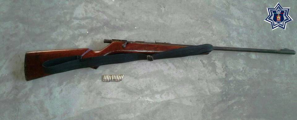 Detiene Policía Estatal a dos personas que portaban armas de fuego en la Costa