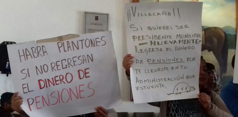 Exigen trabajadores pago de pensiones heredadas por la administración pasada en el Municipio de Oaxaca