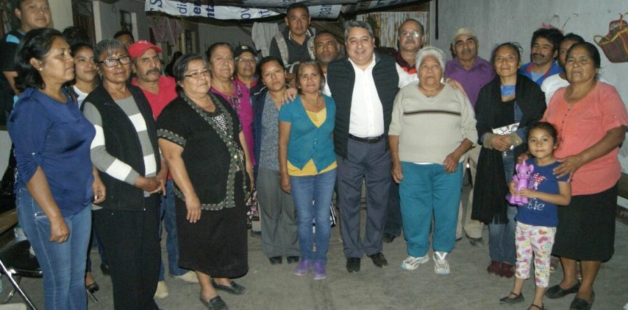 Jesús Rodríguez Socorro se reúne con colonos de Santa Rosa