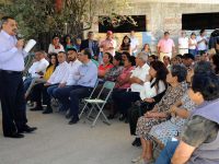 Cumple Hernández Fraguas con vecinos de la Agencia de San Martín Mexicapam