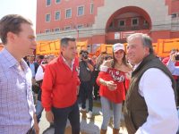 Acude Yarith Tannos al cierre de precampaña de José Antonio Meade Kuribreña.