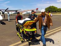 Continúan brindando atención médica a pacientes por accidente aéreo
