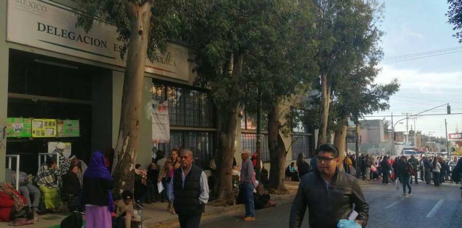 Sin pagar IEEPO y ACSA 15 mdps a jubilados y pensionados de la Sección 22
