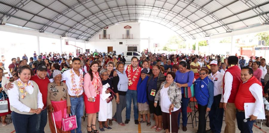 Cumple Gobierno con familias del Istmo en servicio de agua potable: Bolaños Cacho Cué