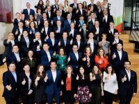 Meade Kuribreña presentó a su equipo de campaña