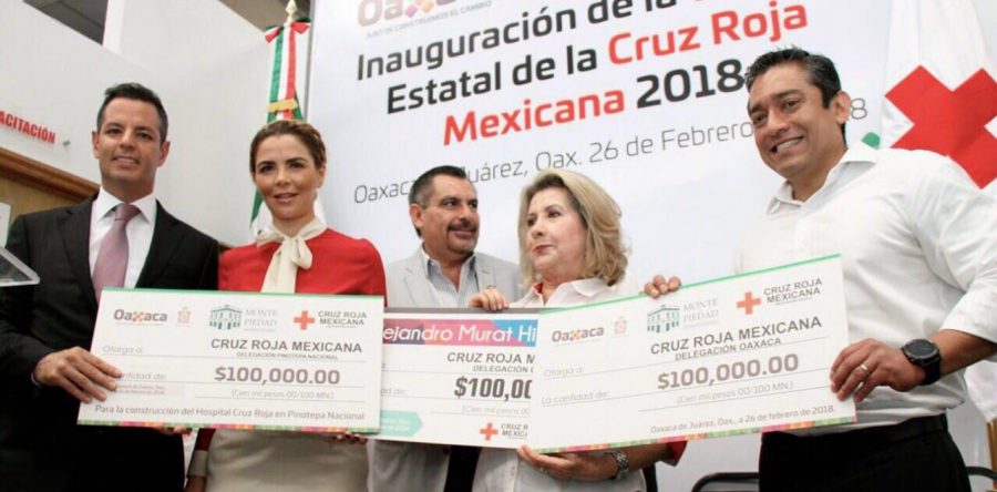Inaugura Murat Hinojosa Colecta de la Cruz Roja