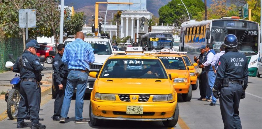 Asegura Sevitra unidad ilegal en operativos al transporte público