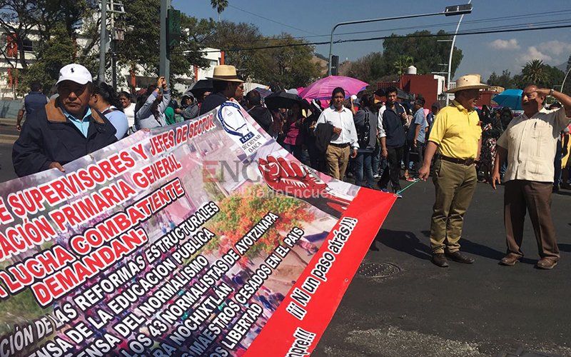 Bloquea S-22 crucero en la Capital