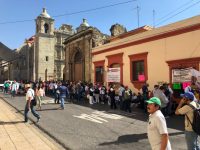 Trabajadores del área blanca bloquearon calles del centro de la ciudad.