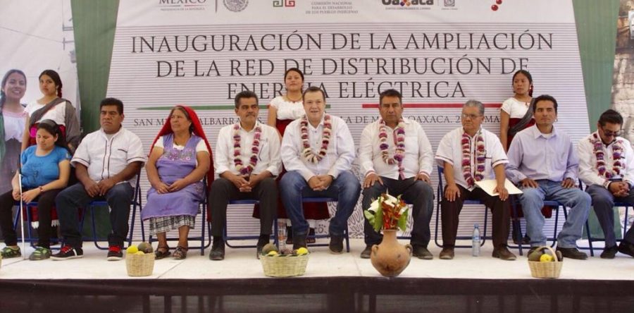 Inauguran obra de electrificación en San Miguel Albarradas