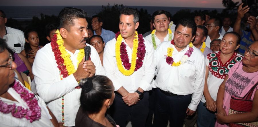 Entrega AMH nuevo mercado público a habitantes de Zicatela