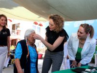Regiduría de Ecología y Grupos Vulnerables entrega lentes a usuarios de la Casa Hogar del Adulto Mayor