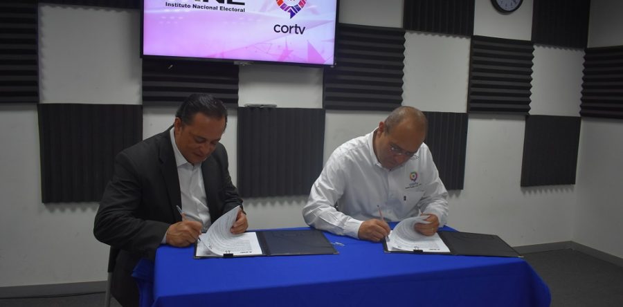 Firman Convenio de Colaboración INE y CORTV