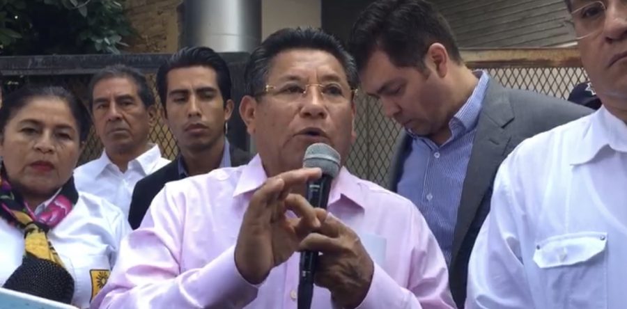 Acusan perredistas a Manuel Granados de confabularse con URO y así poner candidatos a modo.