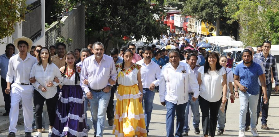 Inaugura Hernández Fraguas obras en la agencia de San Luis Beltrán