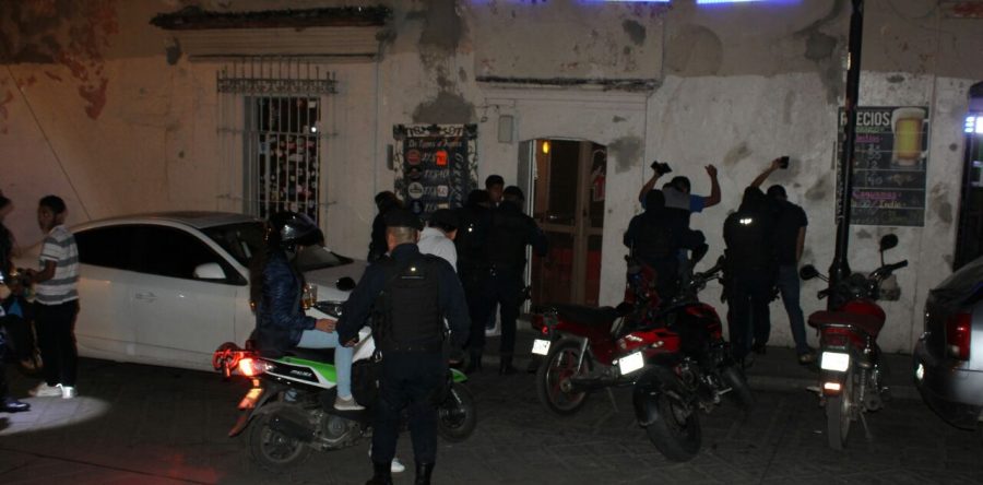 Comisión de Seguridad Pública y Vialidad Municipal aplican operativo en bares